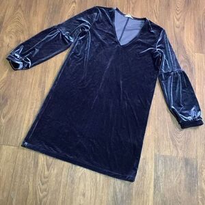 Madewell blue velvet dress. Balloon‎ sleeve babydoll dress. Work party